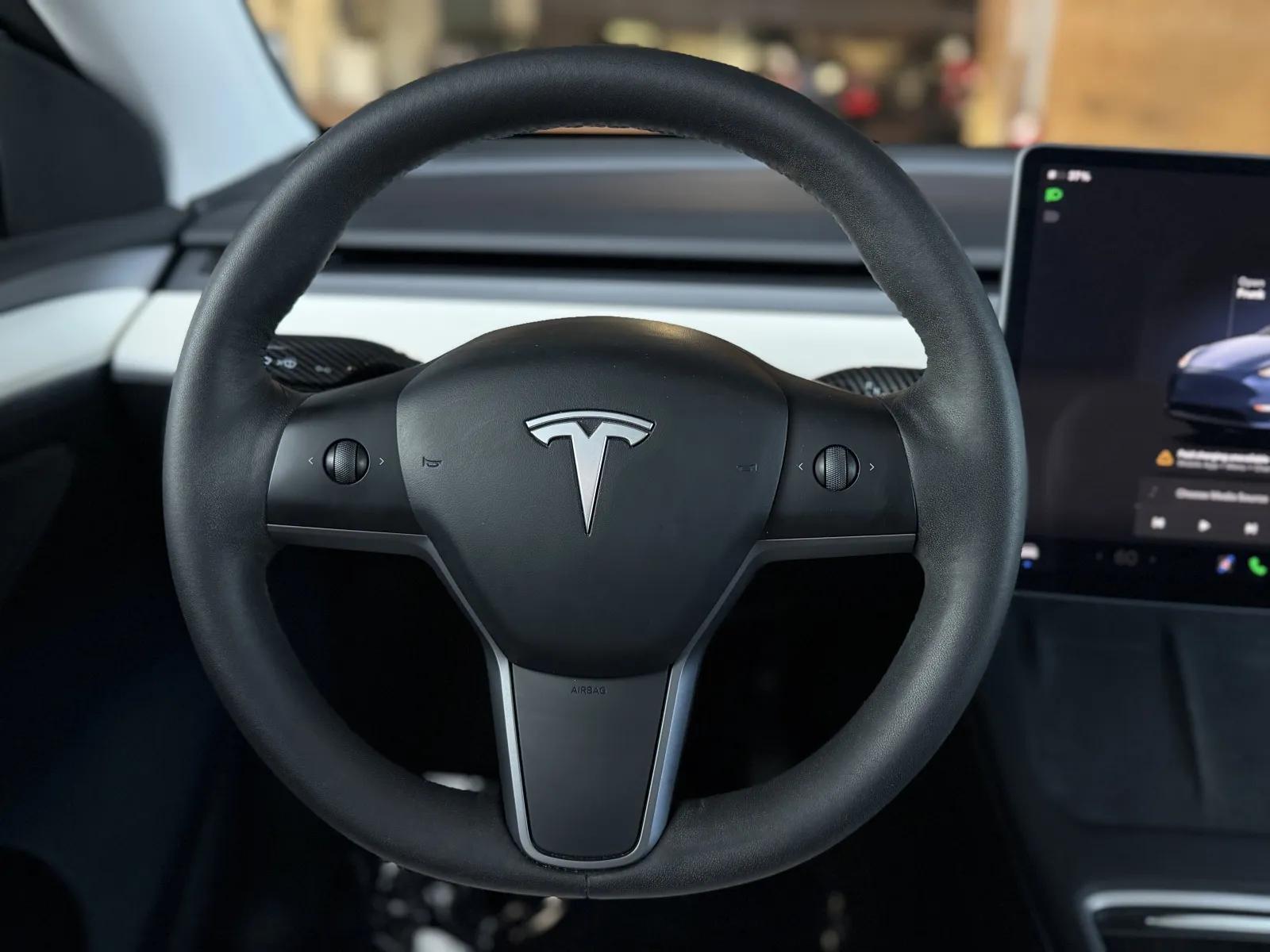 tesla model y 2023 7SAYGDEE5PA102562 image tesla model y 2023 7SAYGDEE5PA102562 image